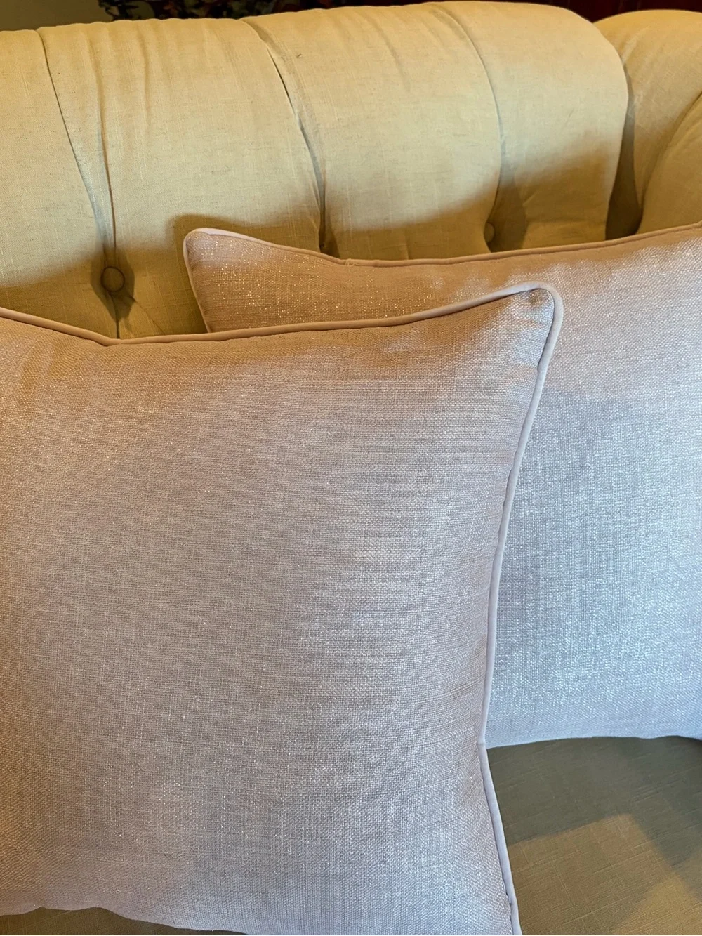 EUC Rodeo Home Soft Pink gold thread Linen-Look Throw Pillow Pair quiet luxury